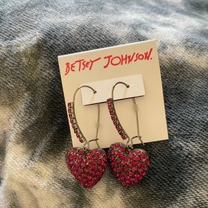 Betsy Johnson Heart Earrings